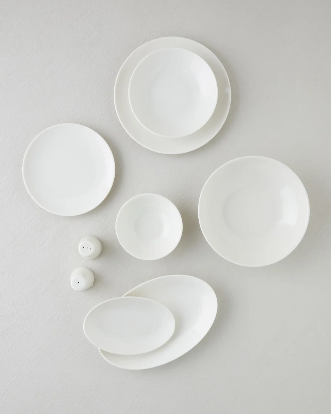 Moon Porcelain Dinner Set, 54 Pieces — view 3